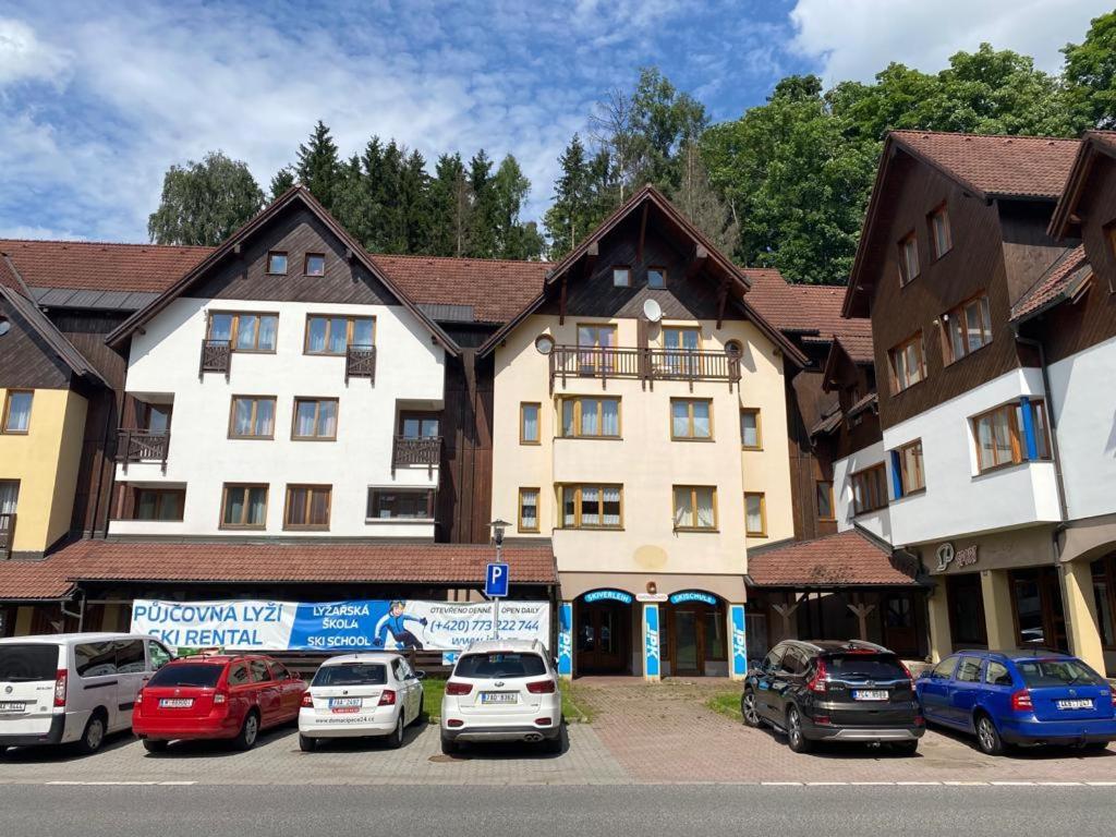 Horsky Apartman Roky - Krkonose Rokytnice nad Jizerou Luaran gambar